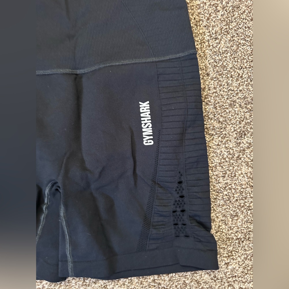 Gymshark shorts - Picture 2 of 8
